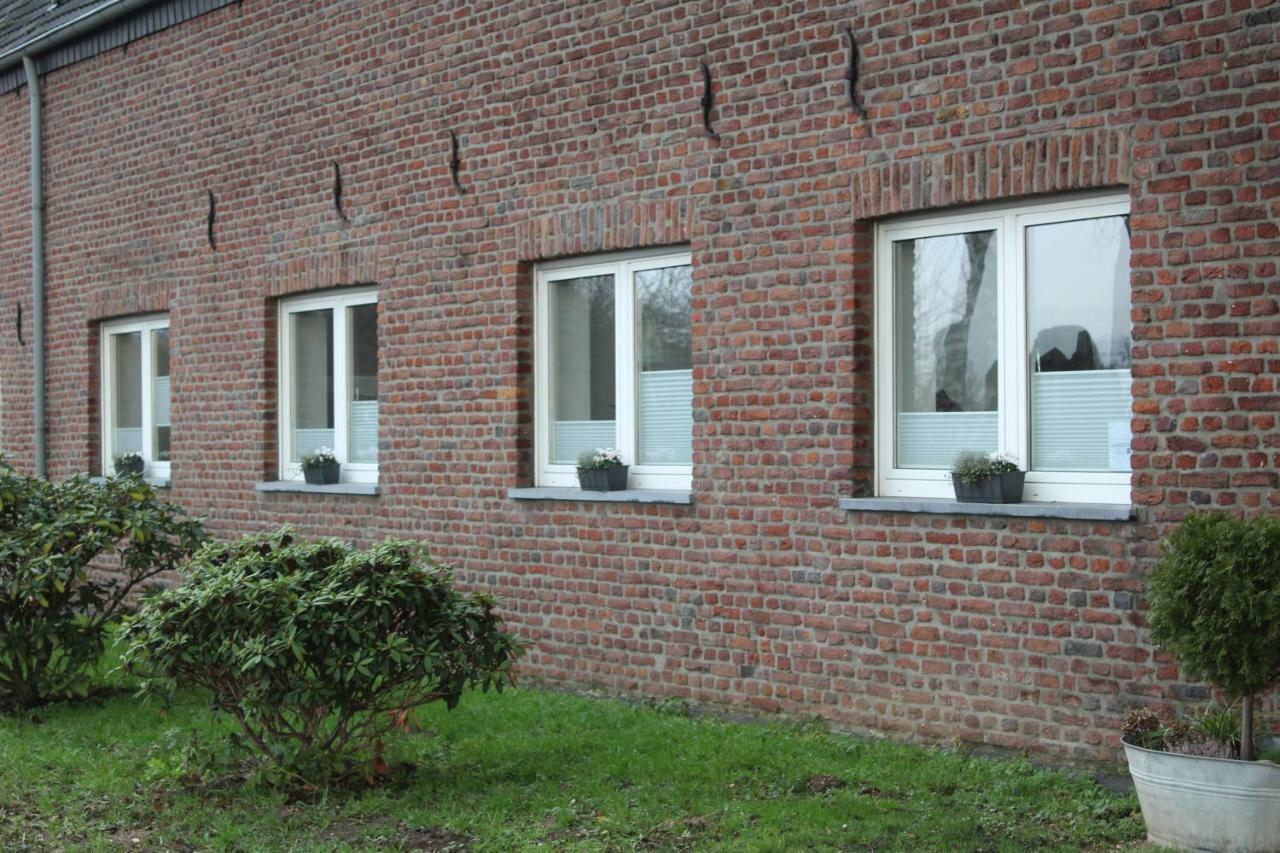Gaestezimmer Bergerhof - Ankommen Und Wohlfuehlen นอยส์ ภายนอก รูปภาพ